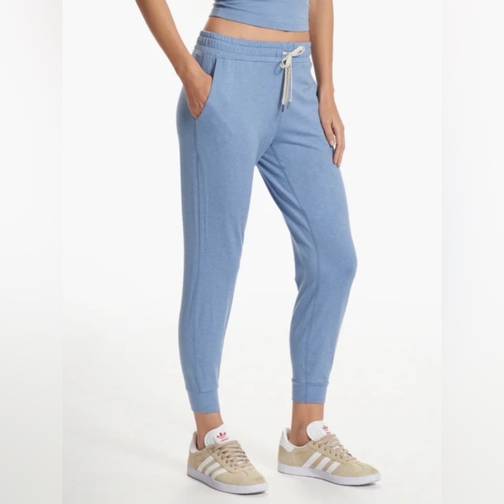 Vuori NEW Without Tags Light Blue Performance Jogger NEVER WORN